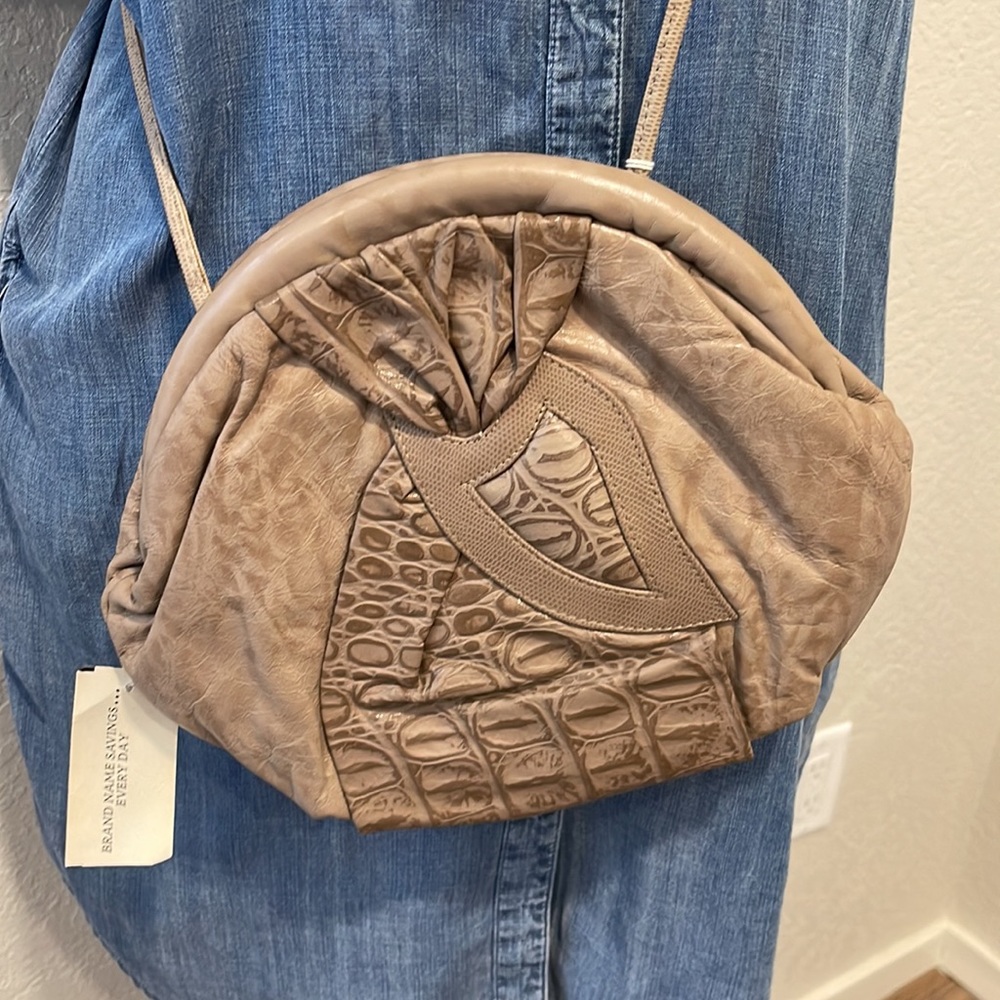 Authentic 80's 100% Leather Purse